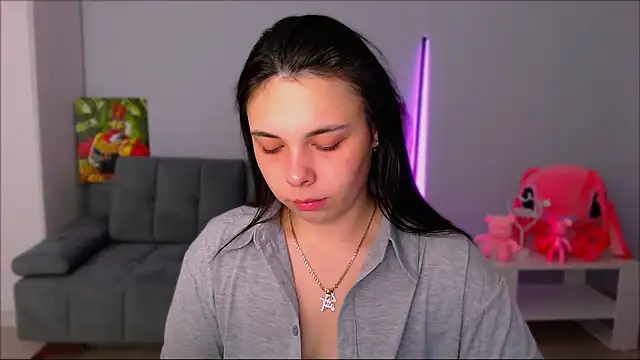 queenofthesense  online show from November 5, 2025, 3:48 pm