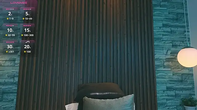 leilapons online show from March 31, 2026, 5:04 pm