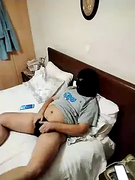 Snapshot of Jimakosv chatting on January 13, 2026, 8:13 pm Jimakosv online show from January 13, 2026, 8:13 pm