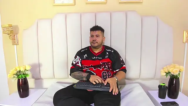 michael hill1 online show from November 12, 2025, 1:15 pm