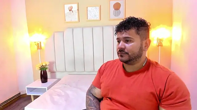 michael hill1 online show from November 5, 2025, 1:25 pm