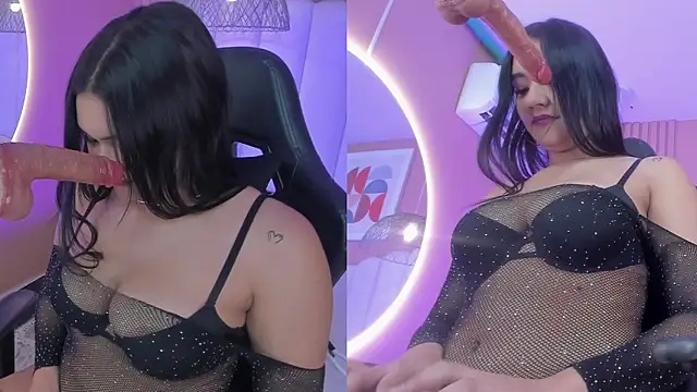 Snapshot of noa_moon chatting on November 6, 2025, 7:29 pm noa moon online show from November 6, 2025, 7:29 pm