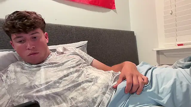 Snapshot of isiah_xx chatting on October 25, 2025, 4:44 am isiah xx online show from October 25, 2025, 4:44 am