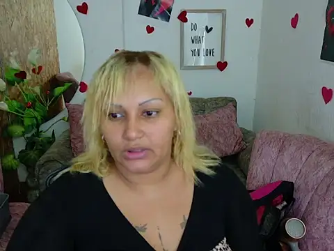 laleska montenegro online show from January 7, 2026, 4:17 am