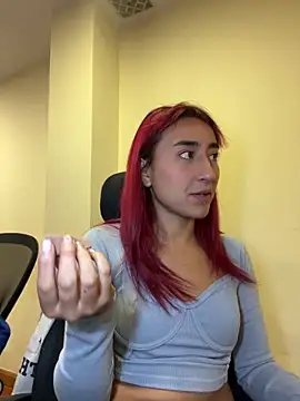 JuliethaDemon  online show from April 8, 2026, 2:07 pm