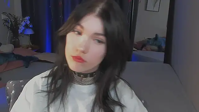 Sophie SkyAngel online show from November 27, 2025, 2:06 pm