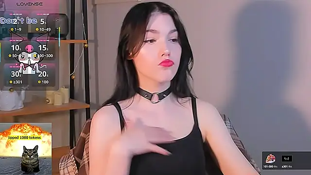 Sophie SkyAngel online show from October 7, 2025, 1:45 pm