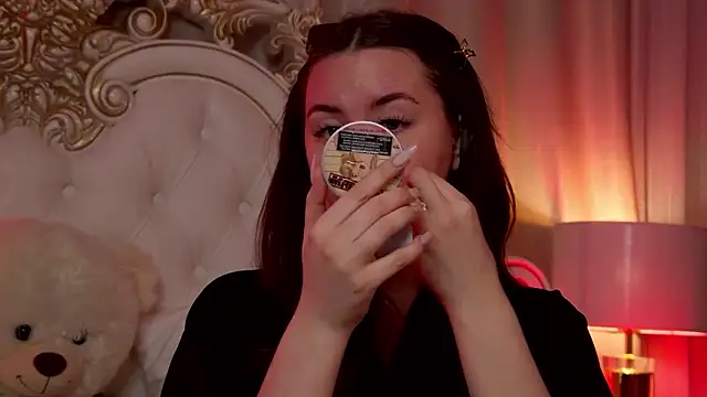 MeganStrain online show from February 4, 2026, 3:34 am