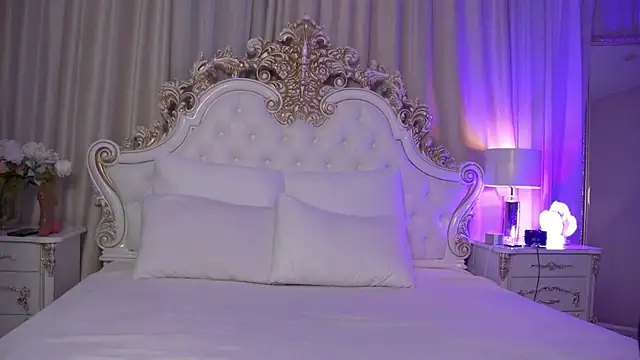 MeganStrain online show from February 12, 2026, 3:17 am