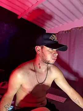 enzo vittale03  online show from January 10, 2026, 5:14 am