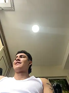 Snapshot of Leo_santoro chatting on February 24, 2026, 1:12 pm Leo santoro online show from February 24, 2026, 1:12 pm