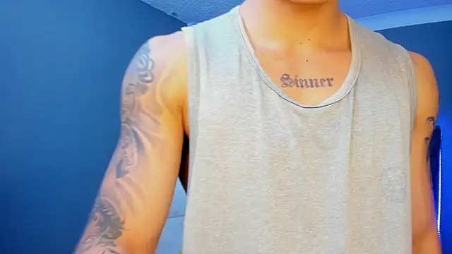 Snapshot of Leo_santoro chatting on September 14, 2025, 2:50 pm Leo santoro online show from September 14, 2025, 2:50 pm