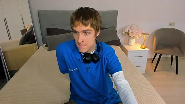 Snapshot of Blake_Rosse chatting on September 16, 2025, 4:19 pm Blake Rosse online show from September 16, 2025, 4:19 pm