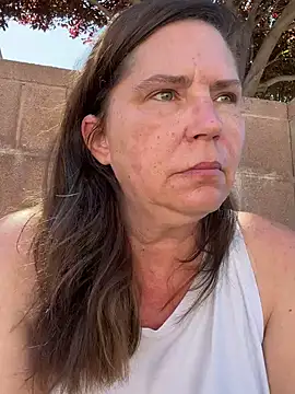 petalsexy online show from September 20, 2025, 6:35 pm