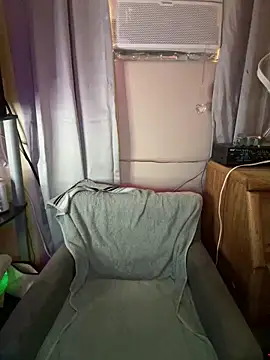 petalsexy online show from October 5, 2025, 9:16 pm