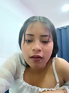 LilyCutee  online show from September 23, 2025, 7:21 pm