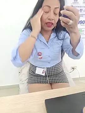 PAULA20- online show from November 25, 2025, 12:05 pm