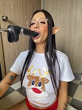 ValentinaBianchi online show from March 25, 2026, 7:24 pm