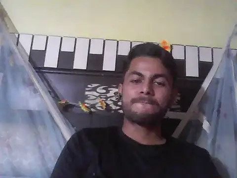 ursdreamperson online show from October 23, 2025, 8:24 am