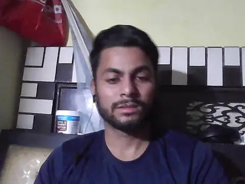 ursdreamperson online show from December 23, 2025, 9:52 am