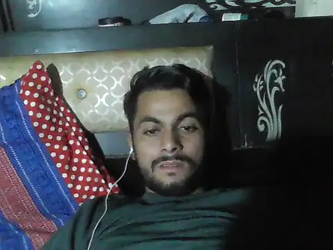 ursdreamperson online show from November 17, 2025, 3:05 pm