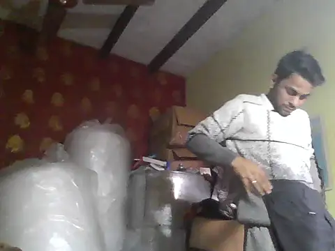 ursdreamperson online show from February 3, 2026, 6:40 am