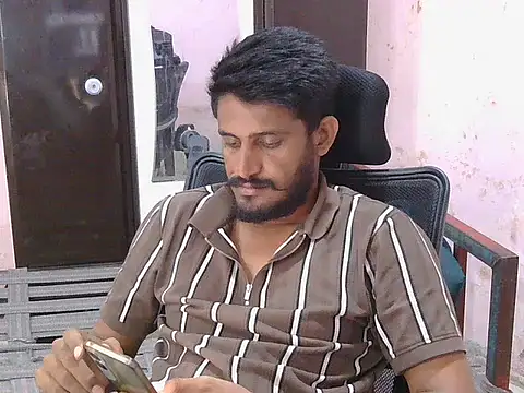 krishjaat43 online show from April 3, 2026, 2:40 am