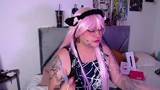 XxGreenGoodxX online show from November 4, 2025, 10:57 pm