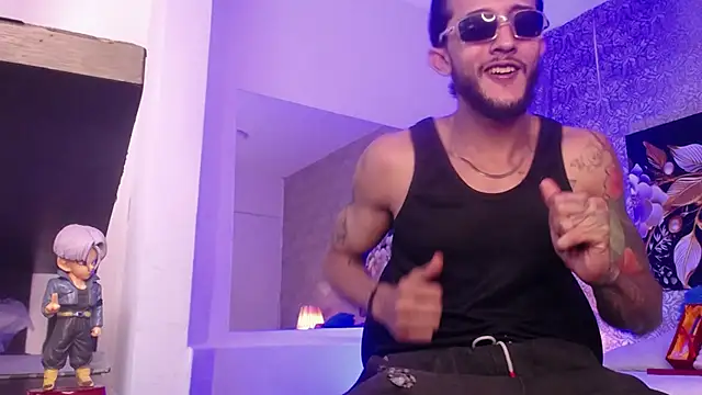 jonas conor online show from December 3, 2025, 7:46 pm