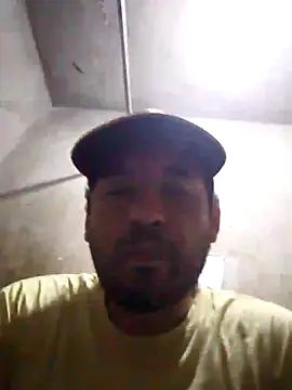 Lujor online show from April 23, 2026, 10:44 pm