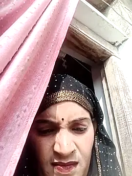 Chhaya hot online show from November 20, 2025, 8:26 am