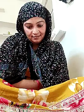 Snapshot of Chhaya_hot chatting on February 6, 2026, 5:25 am Chhaya hot online show from February 6, 2026, 5:25 am