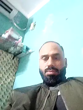 amitkumarkangra online show from November 27, 2025, 1:22 pm