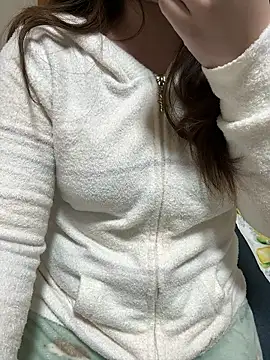 Snapshot of mayu06000 chatting on January 9, 2026, 4:58 pm mayu06000 online show from January 9, 2026, 4:58 pm