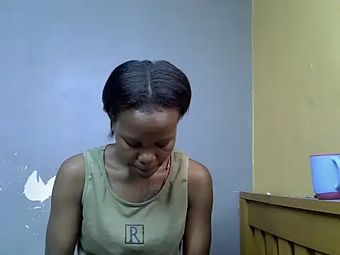 Sweetlanah online show from October 7, 2025, 12:39 pm