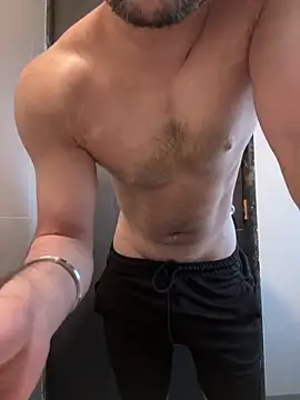 FitNhot sam online show from April 12, 2026, 10:40 am