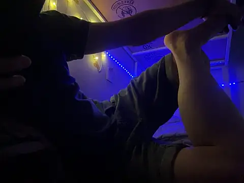 Snapshot of FitNhot_sam chatting on October 4, 2025, 2:29 pm FitNhot sam online show from October 4, 2025, 2:29 pm