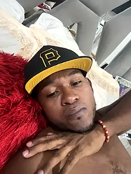 Snapshot of AndyCalifornia1 chatting on November 3, 2025, 7:28 pm AndyCalifornia1 online show from November 3, 2025, 7:28 pm