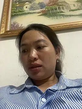 Snapshot of Nhung584 chatting on October 6, 2025, 1:01 pm Nhung584 online show from October 6, 2025, 1:01 pm