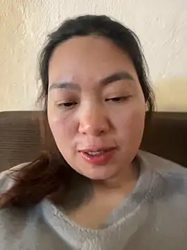 Snapshot of Nhung584 chatting on November 24, 2025, 8:58 am Nhung584 online show from November 24, 2025, 8:58 am