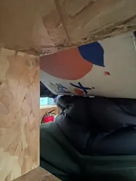 sonwmelt1 online show from March 31, 2026, 5:42 am