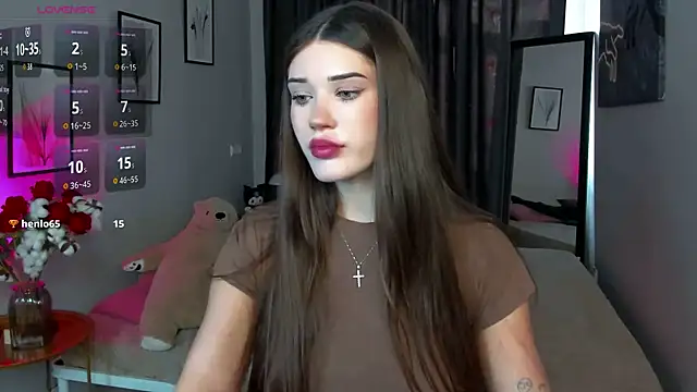 MollyBaby online show from June 14, 2026, 2:07 pm