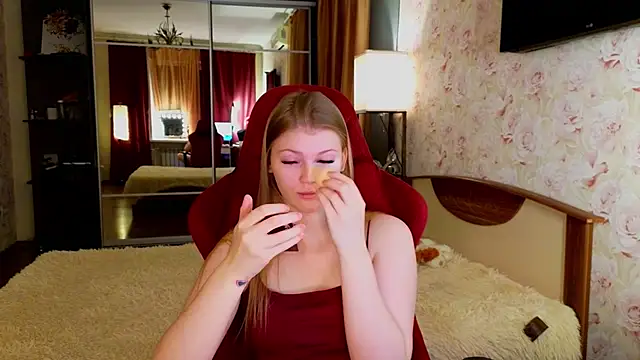 Jenny Skinner20 online show from November 26, 2025, 6:41 pm