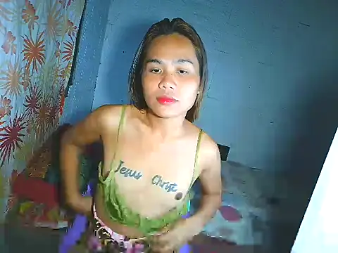 zoeytransph online show from March 15, 2026, 10:22 am