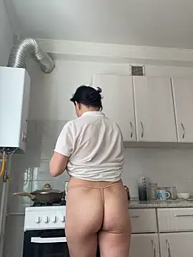 Kiravix online show from April 11, 2026, 7:45 am