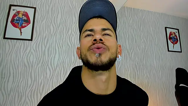 dylan jacobx online show from October 19, 2025, 3:09 am