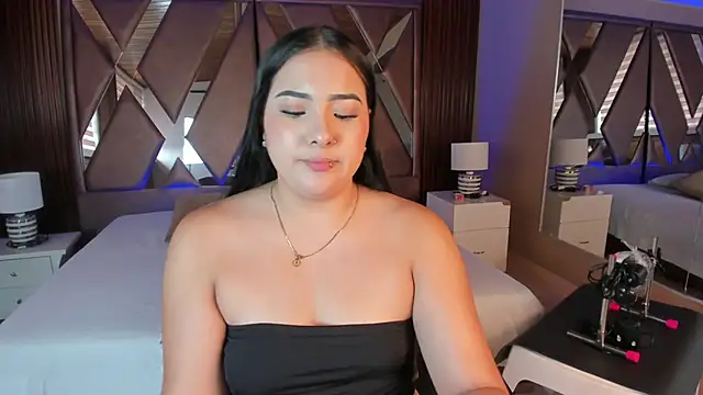 sofiacaramel online show from October 10, 2025, 8:20 pm