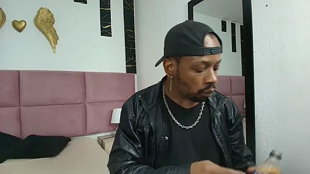 muller asher online show from October 10, 2025, 4:35 am