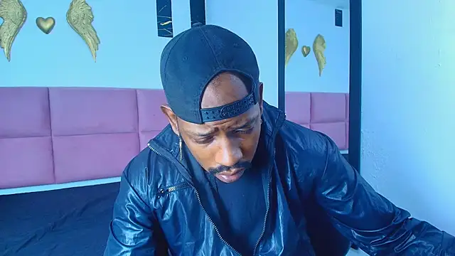 muller asher online show from October 30, 2025, 8:17 pm