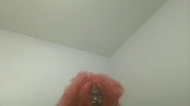 techprincessxx online show from September 20, 2025, 8:58 pm